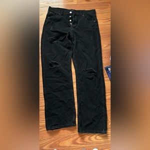 Aeropostale black 90’s ripped baggy Jeans. Size 14 Regular. Only lightly worn.